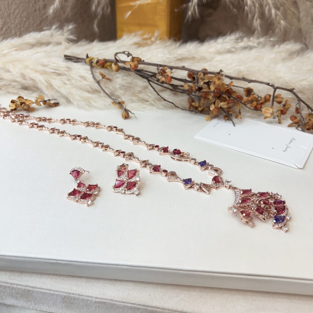 #N00303 Rose Gold Tone Triangle Pink Gemstone Jewelry Set, Multi-Color Pink & Purple Cubic Zirconia Statement Necklace & Drop Earrings, Luxury Wedding Banquet Bridal Jewelry for Women