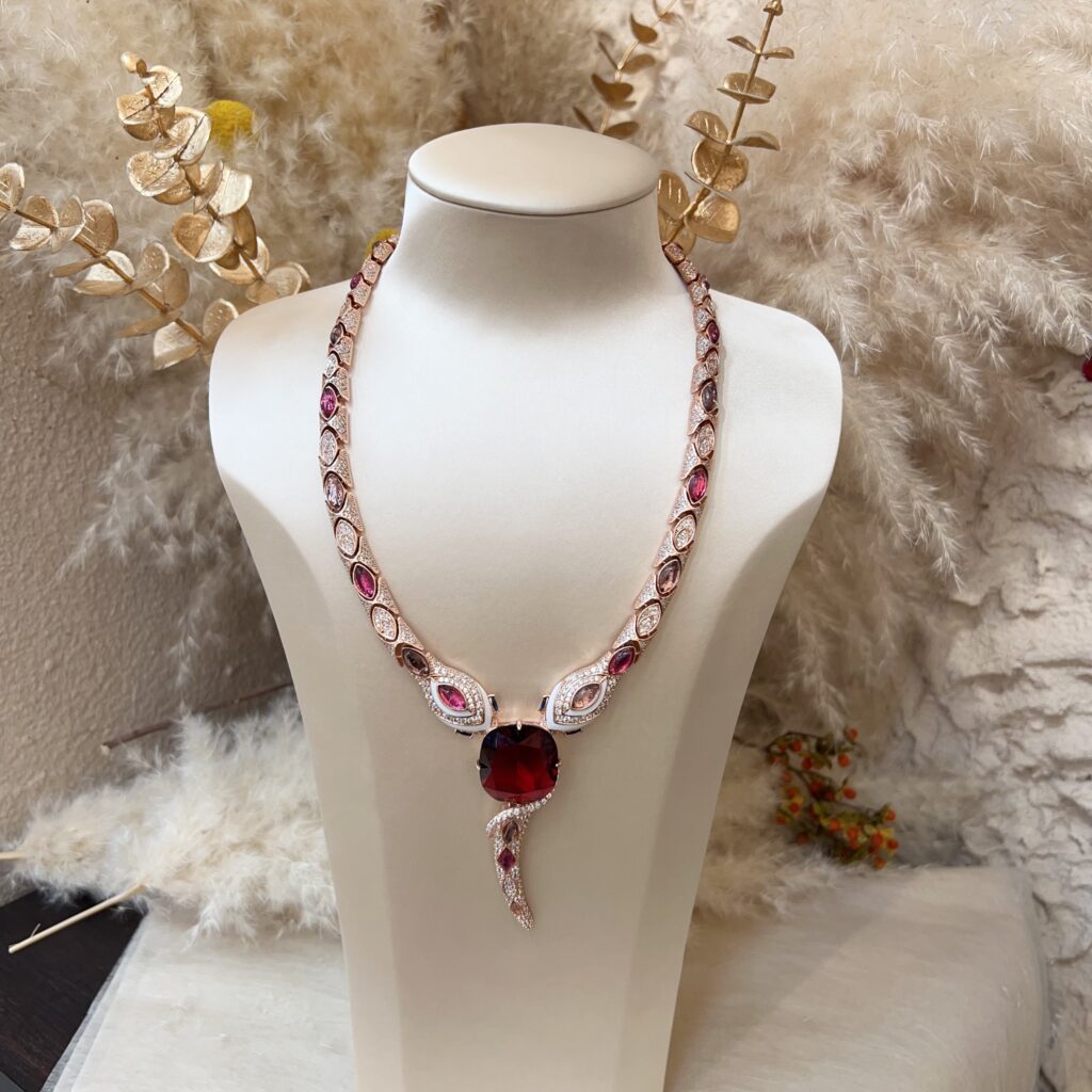 #N00738 Rose Gold Tone Snake Enamel Statement Necklace, Cushion Cut Burgundy Red Simulated Gemstone Cubic Zirconia Serpent Pendant Necklace, Luxury Banquet Jewelry for Women