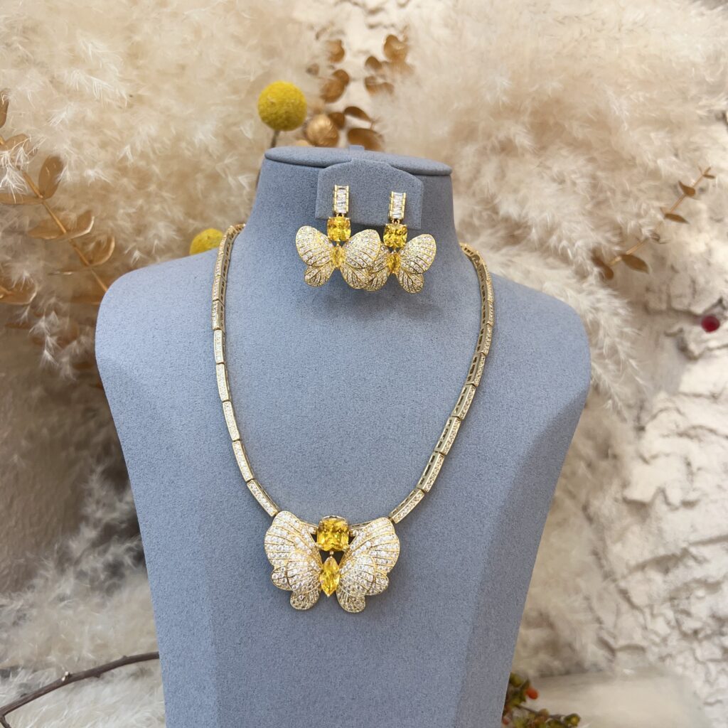 #N00308 Yellow Gemstone Butterfly Jewelry Set, Paved Cubic Zirconia Statement Necklace & Drop Earrings, Luxury Bridal Wedding Banquet Jewelry for Women