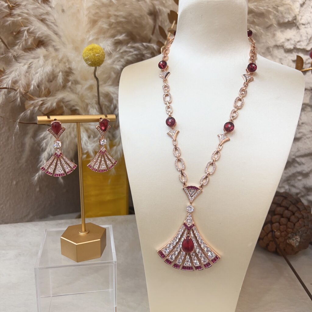 #N39 Rose Gold Tone Fan Shape Wine Red Gemstone Jewelry Set, Teardrop Simulated Ruby Cubic Zirconia Pendant Necklace & Drop Earrings, Luxury Vintage Banquet Bridal Jewelry for Women